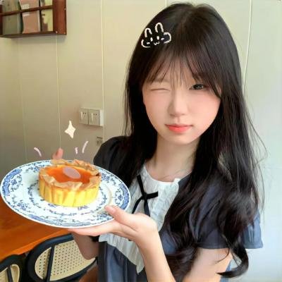 滑板女孩